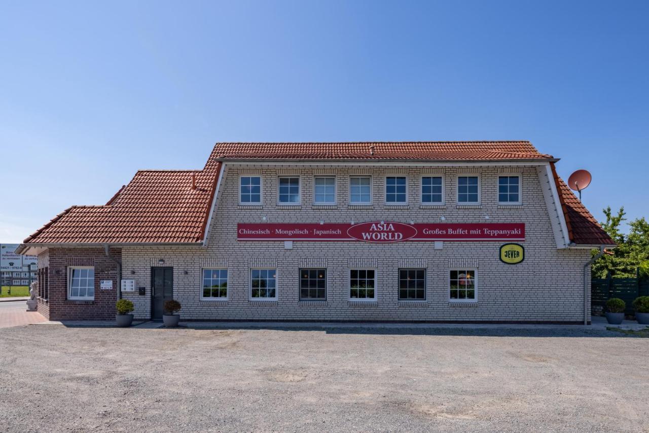 Gaestehaus Olympia Wilhelmshaven - Moderne Einzelzimmer Mit Eigenem Bad Fuer Monteure Schortens Dış mekan fotoğraf